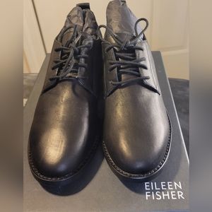 6M Black Leather Eileen Fisher lace shoes